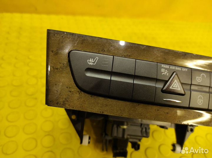 Блок кнопок Mercedes-Benz S211 M272.964 3.5 2006