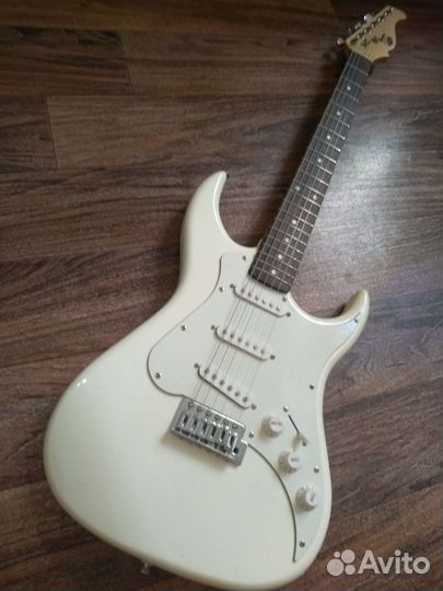 Электрогитара AXL stratocaster