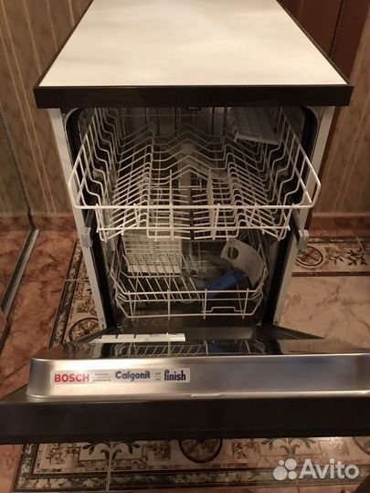 Посудомоечная машина Bosch новая 45 см. Германия