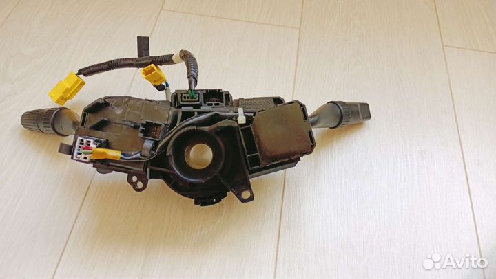 Блок подрулевых переключателей Honda Accord 7