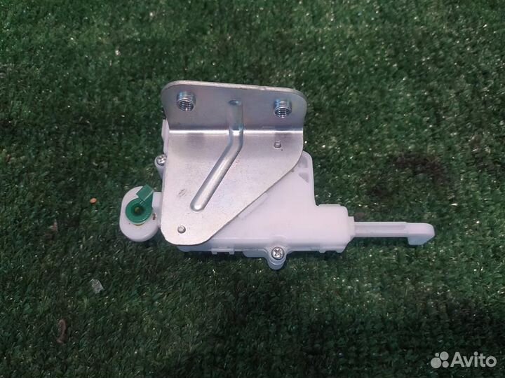 Замок лючка бензобака Honda Accord 8 (CU) 2009