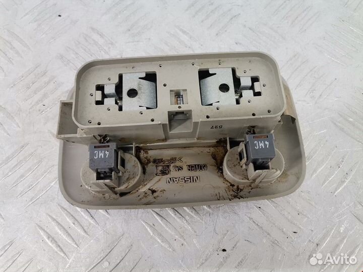 Фонарь салона (плафон) Nissan X-Trail T30 рест