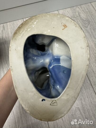 Статуэтка конезаводчица старая гжель