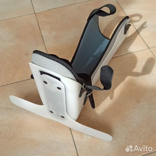 Деротационный сапожок при переломе шейки бедра