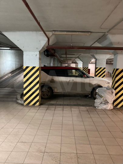 Машиноместо