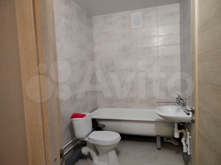 2-к. квартира, 50 м², 7/10 эт.