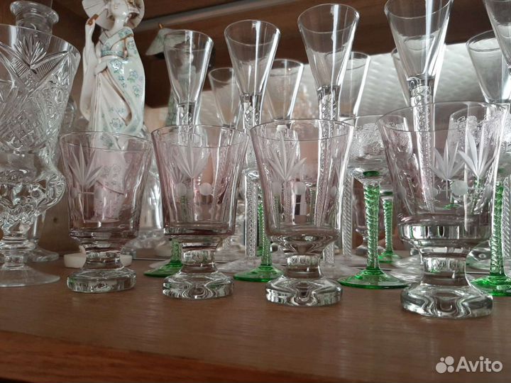 Лафитники и фужеры из марганцевого стекла