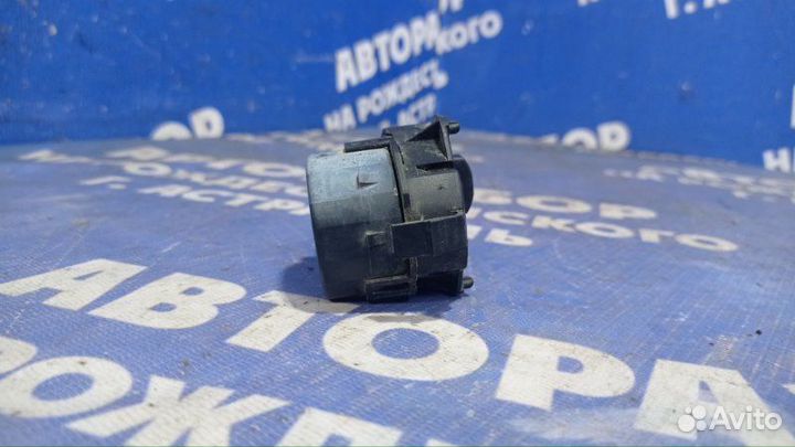 Моторчик заслонок отопителя Bmw E65 седан N62B44