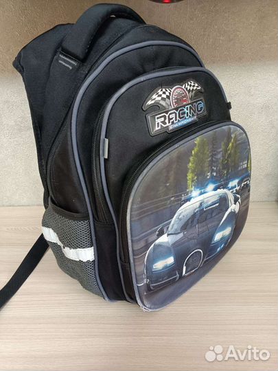 Рюкзак школьный