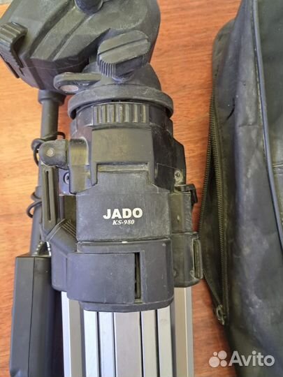 Штатив для фотоаппарата профессиональный