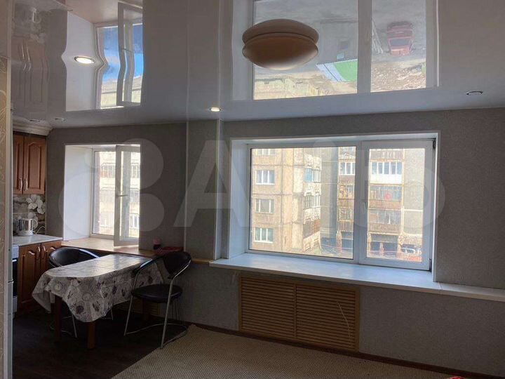 2-к. квартира, 43 м², 3/5 эт.