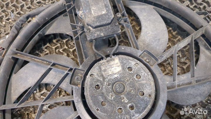 Вентилятор радиатора Volkswagen Touareg, 2005