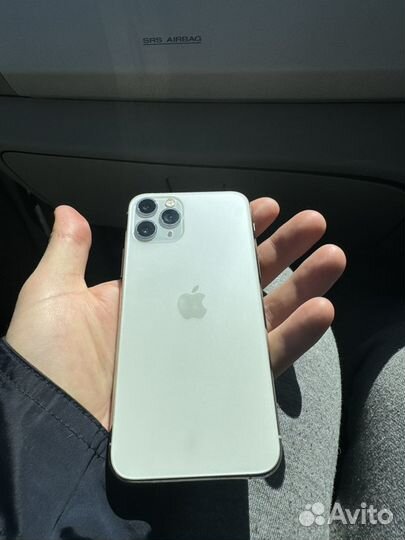 iPhone 11 Pro, 64 ГБ