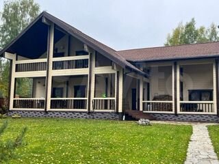 Дом 185,6 м² на участке 15 сот.