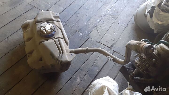 Топливный бак Peugeot 107