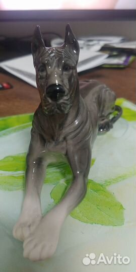 Фарфоровые статуэтки Дог