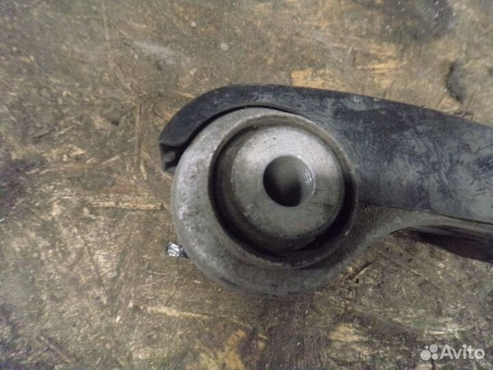 Рычаг подвески нижний задний правый Mercedes