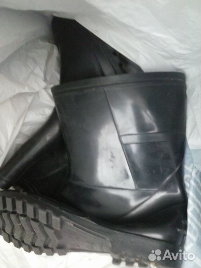 Резиновые полусапоги 44р