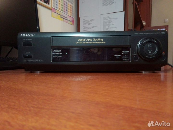 Видеомагнитафон Sony