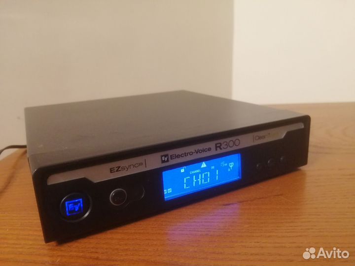 Радиосистема Electrovoice R 300