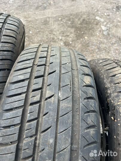 Viatti Strada Asimmetrico 205/55 R16