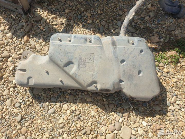 Бак топливный Бензобак Peugeot 307 TU5JP4