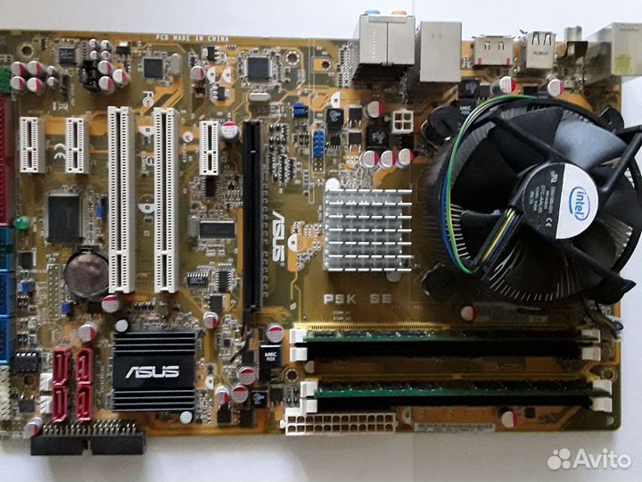 Материнская плата с процессором и памятью