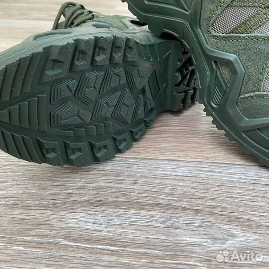 Тактические ботинки Lowa лова. Олива