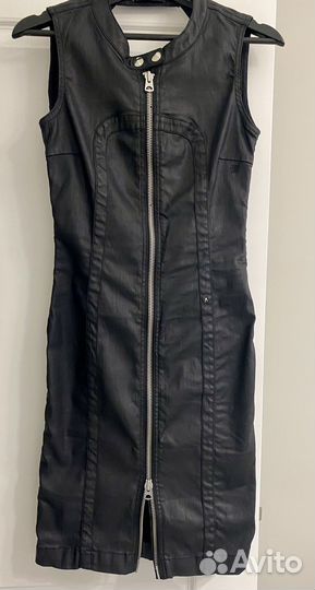 Платье новое с открытой спиной, S