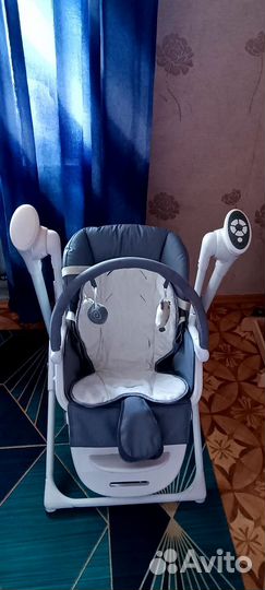 Стульчик для кормления carello