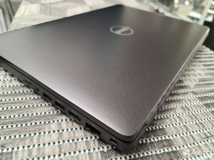 Ноутбук Dell Precision 3541 i7 32GB DDR4 512GB SSD