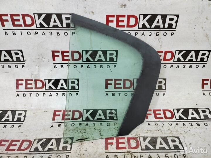 Форточка двери задняя правая Volkswagen Passat B7