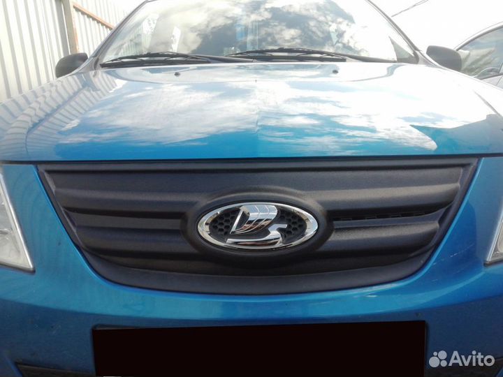 Верхняя зимняя заглушка радиатора LADA Largus