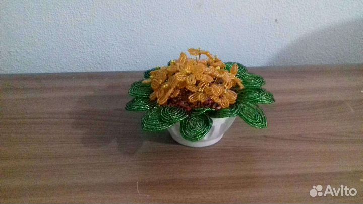 Цветы из бисера
