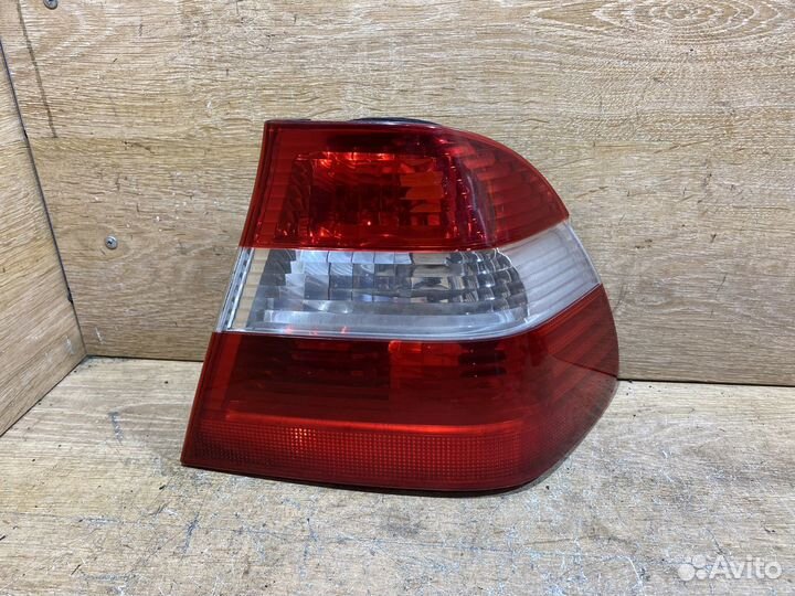 Фонарь задний правый BMW E46 рест Арт. 111185