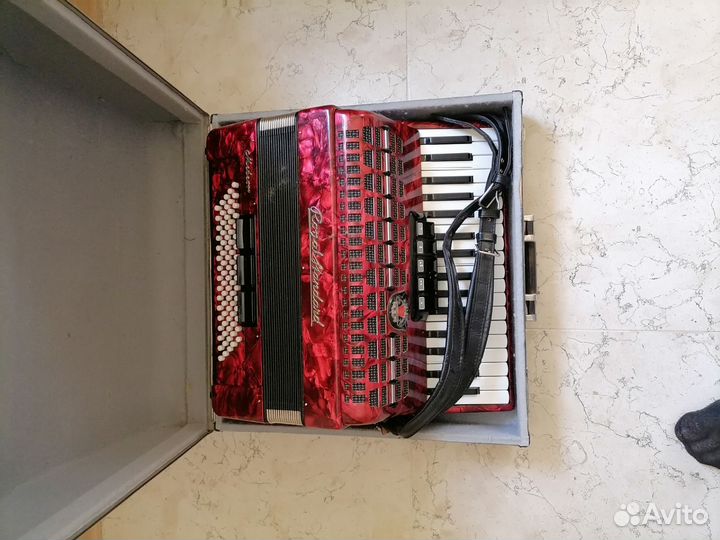 Аккордеон royal standard