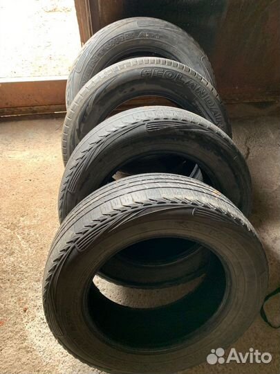 Yokohama E102 225/65 R17