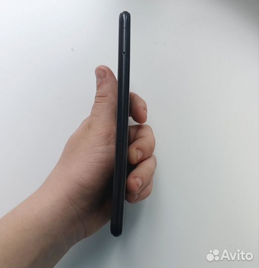 HONOR 8A, 2/32 ГБ