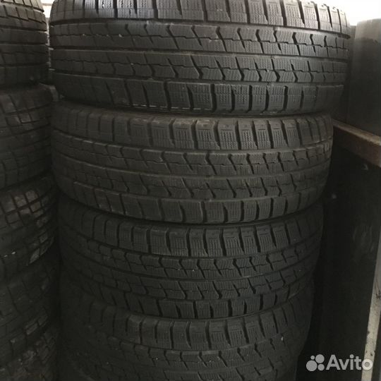 Goodyear Ice Navi Zea II 215/60 R16