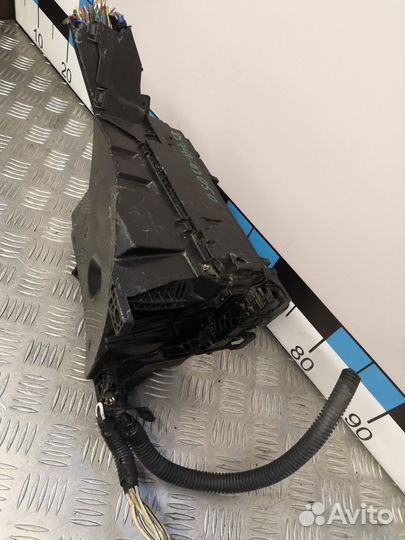 Б/У Блок предохранителей моторный