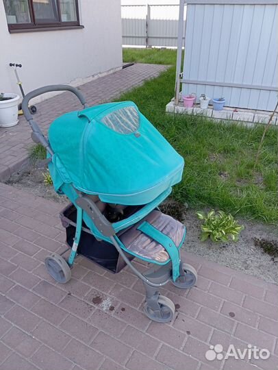 Прогулочная коляска