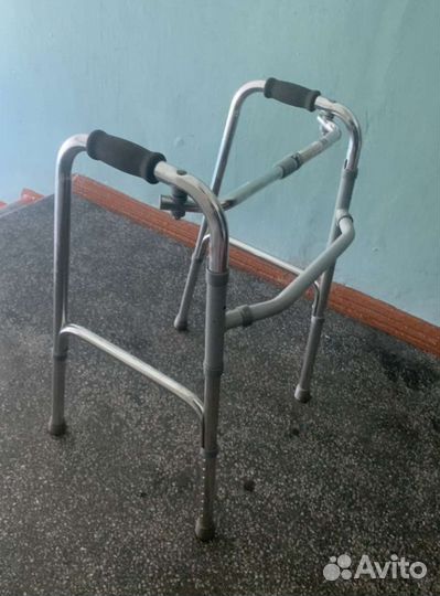 Ходунки для взрослых