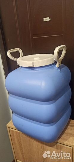 Емкость для воды 50 литров