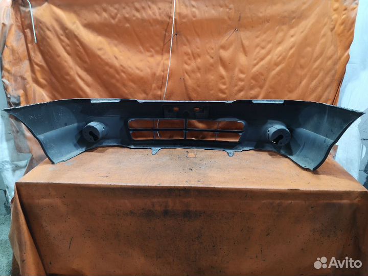 Бампер передний Nissan Ad Van VY11