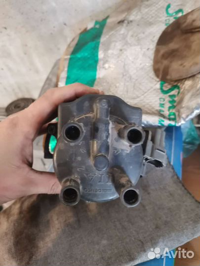 Трамблер Toyota 4AFE, 5AFE, 7AFE 4+2 Оригинал