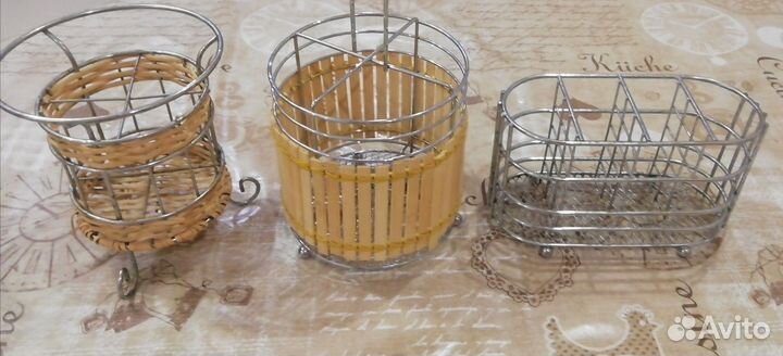 Подставка для кухонных принадлежностей