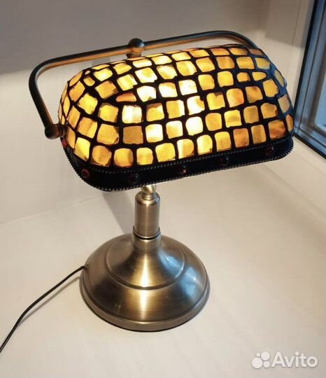 Лампа в стиле Тиффани настольная