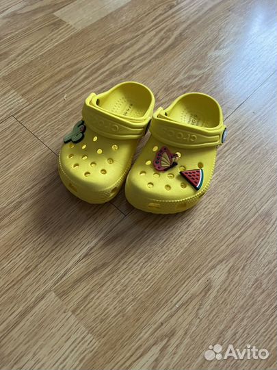 Тапки crocs c7