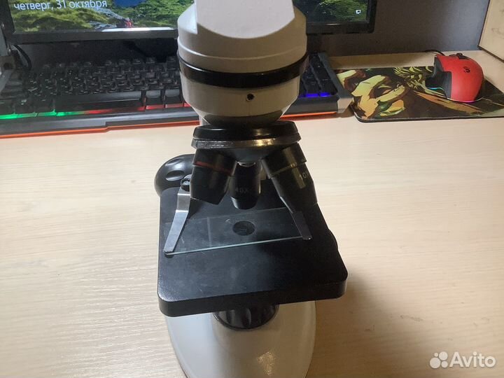 Микроскоп (увелечение x5 x10 x40)
