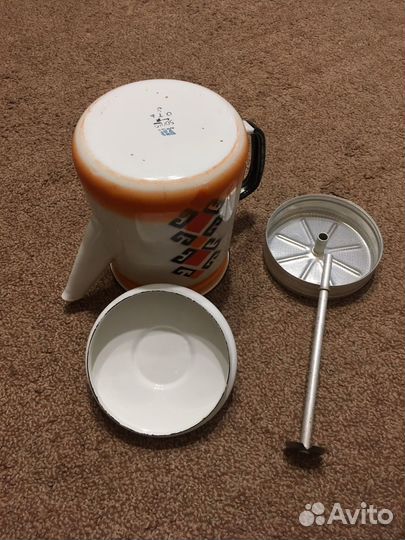 Кофейник эмалированный СССР. Запчасть в кофейник